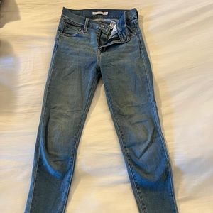Levi’s 720 High Rise Skinny Jeans (Bleach Stain)